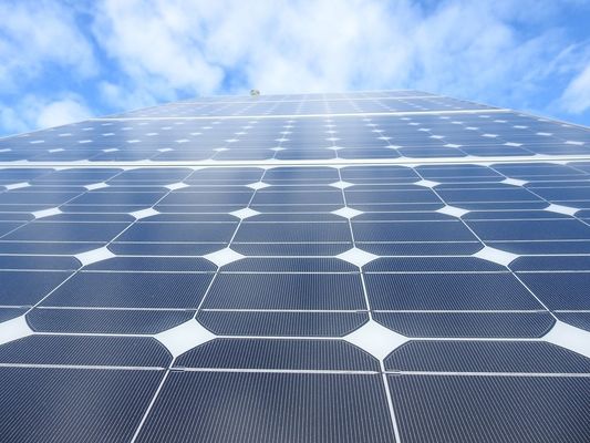 Monocrystalline Zonnepaneel van 100w 12v 200w 250w 210w 220w 230w 240w 250w 24 Volt 300 Watts
